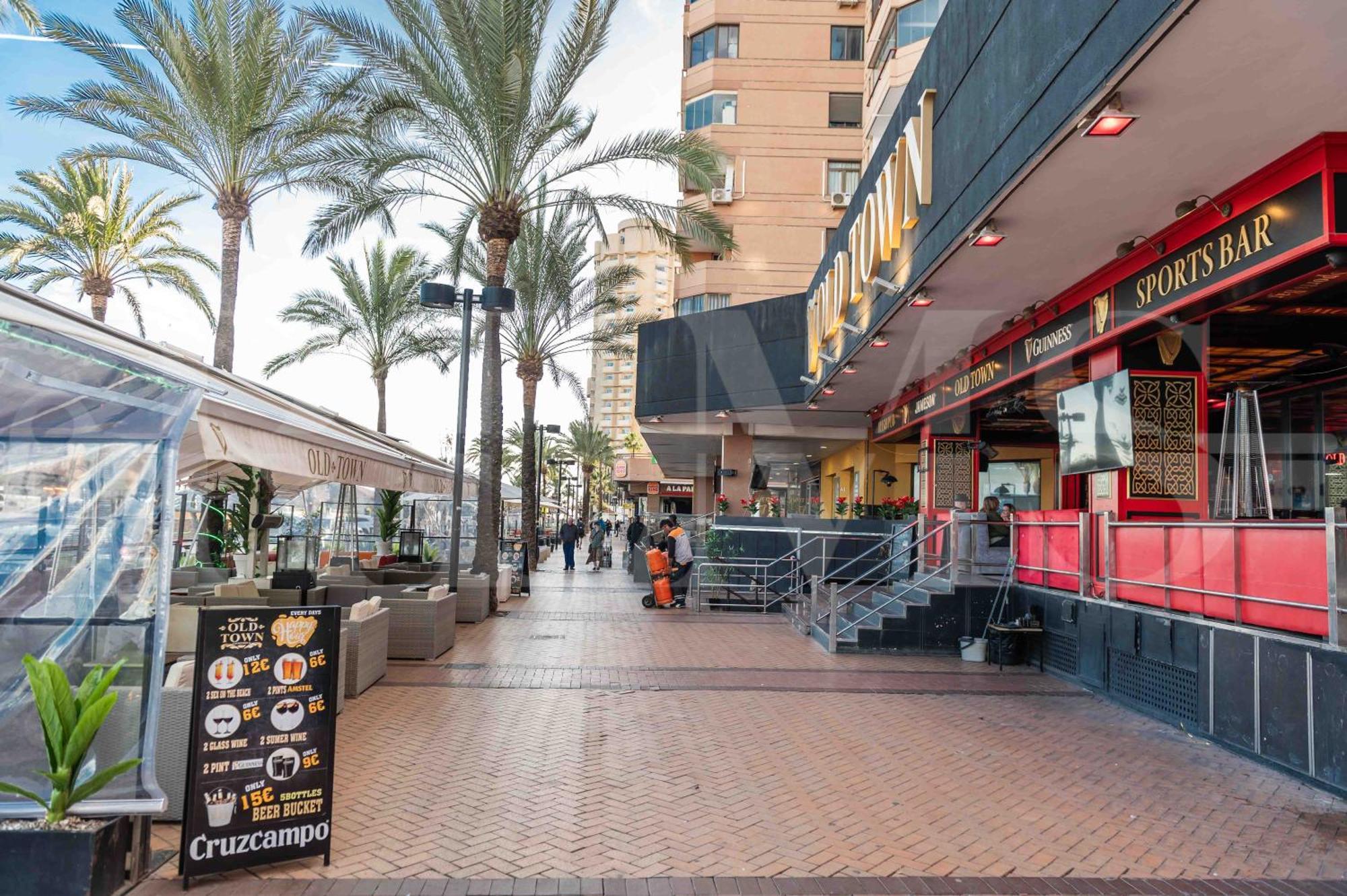 Coastside Gem With Terrace And Parking Rems Fuengirola