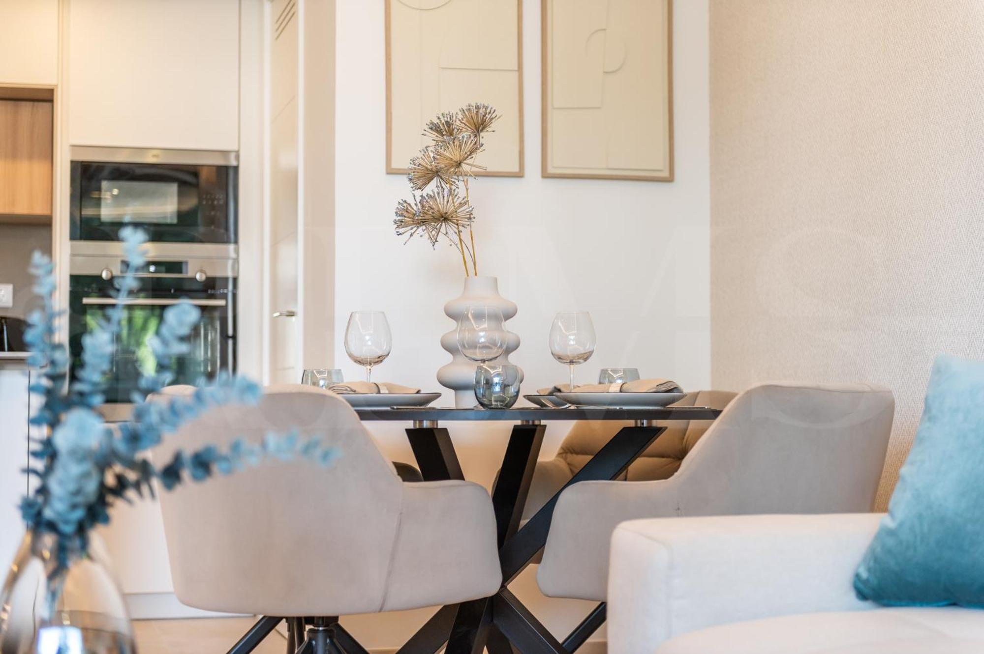 Coastside Gem With Terrace And Parking Rems Leilighet *